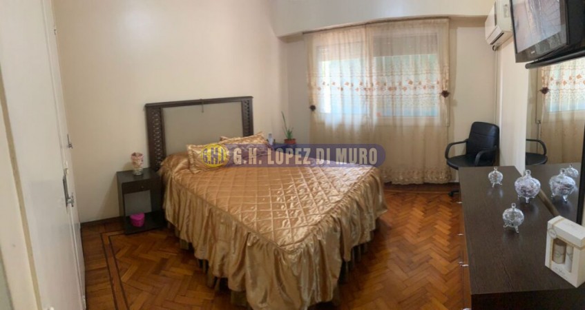 PH 4 AMB CON GARAGE, PATIO, BALCON Y TERRAZA C/QUINCHO C/PARRILA REF: 661