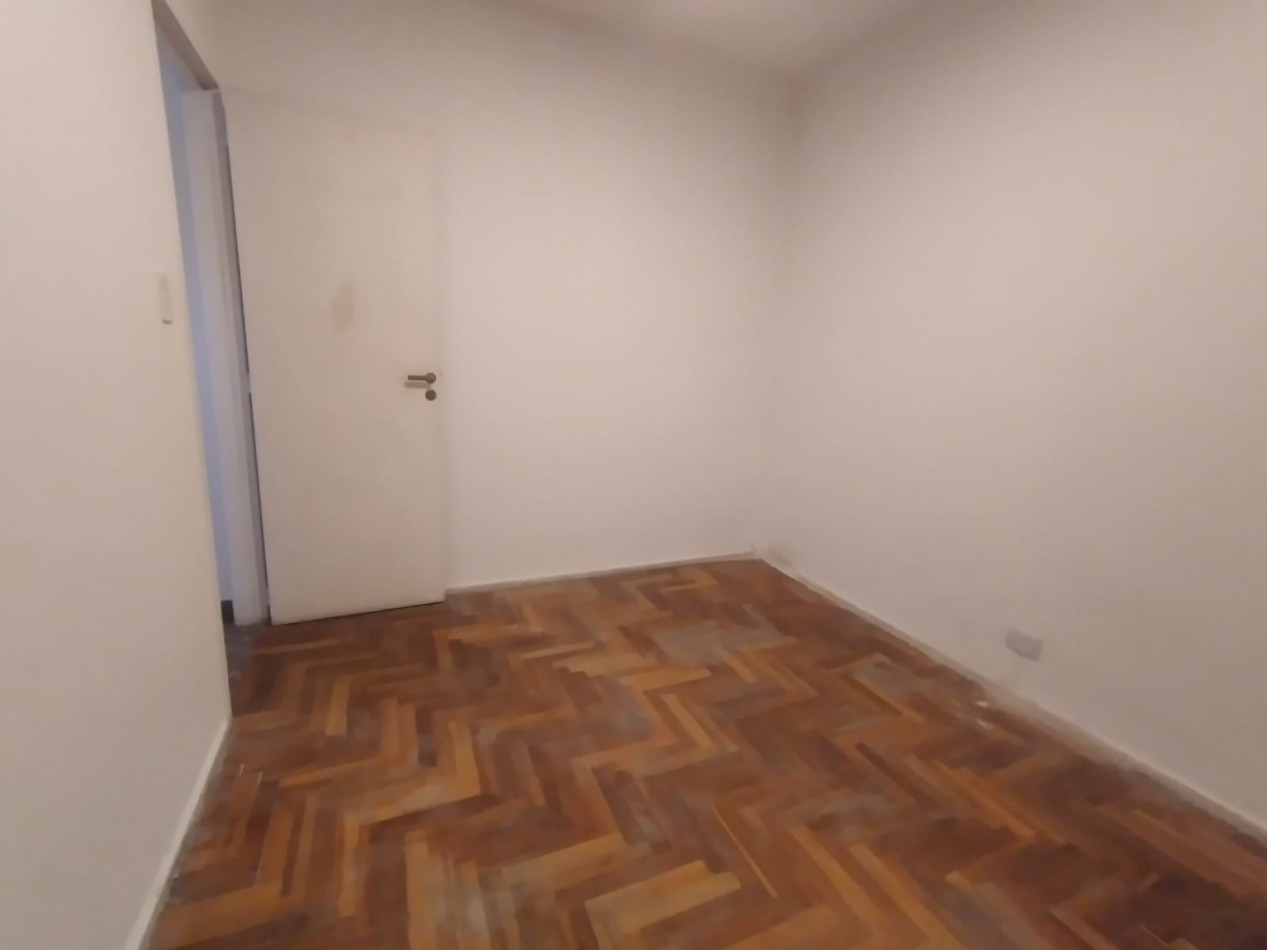 DEPARTAMENTO 3 AMBIENTES AL FRENTE CON PATIO Y BALCON