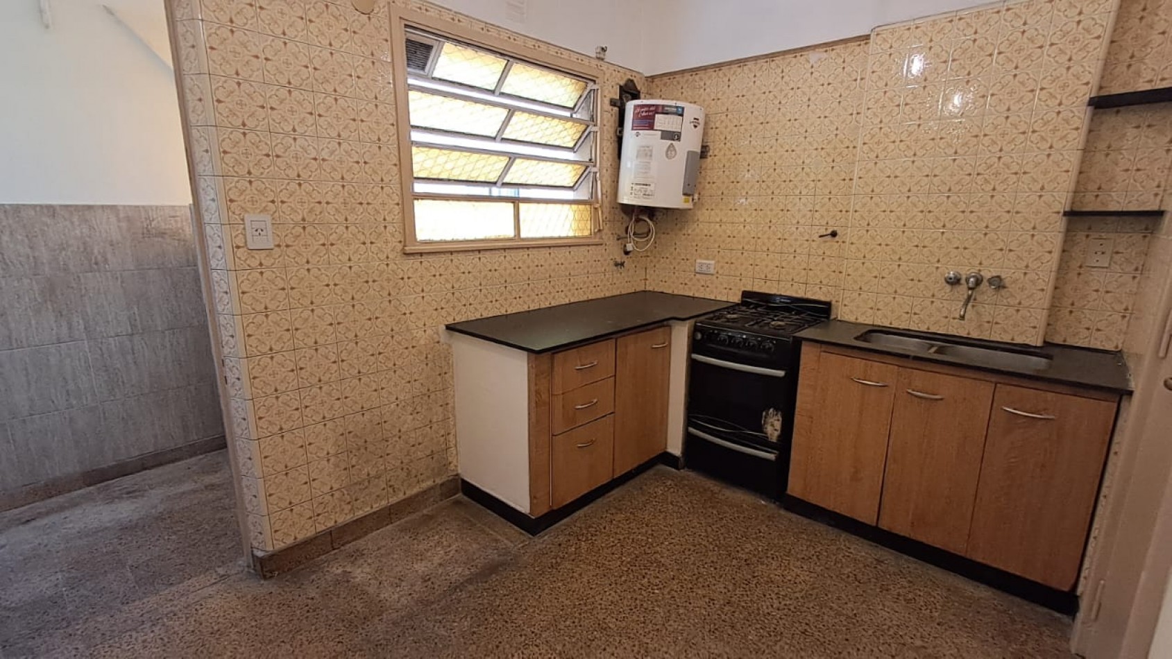 DEPTO 3 AMB CONTRAFRENTE CON BALCON.REF.845