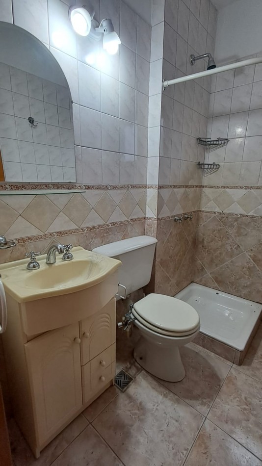DEPARTAMENTO MONOAMBIENTE AL FRENTE CENTRICO