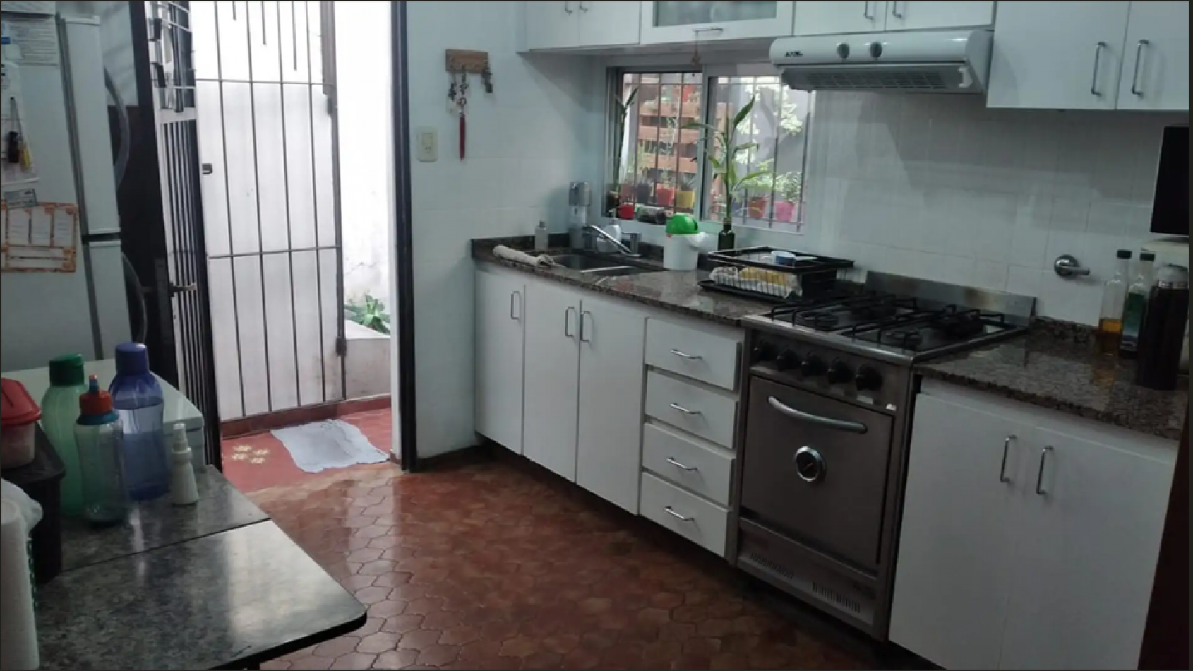PH PB 3 AMB AL FONDO CON PATIO, TERRAZA X T/SUP Y GALPON CON COCINA, BAÑO Y ENTREPISO REF: 136