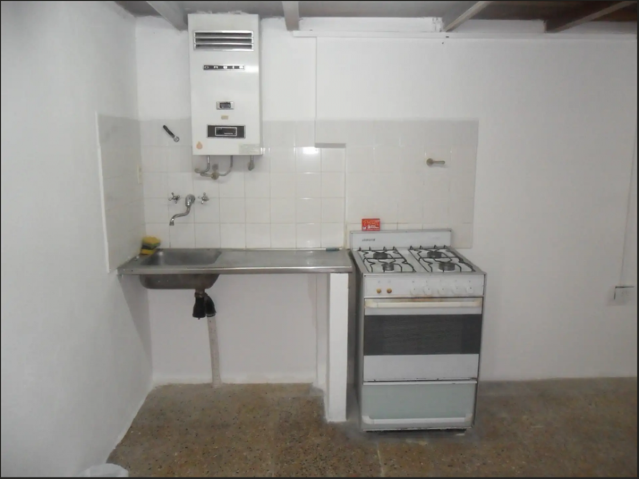 PH PB 3 AMB AL FONDO CON PATIO, TERRAZA X T/SUP Y GALPON CON COCINA, BAÑO Y ENTREPISO REF: 136