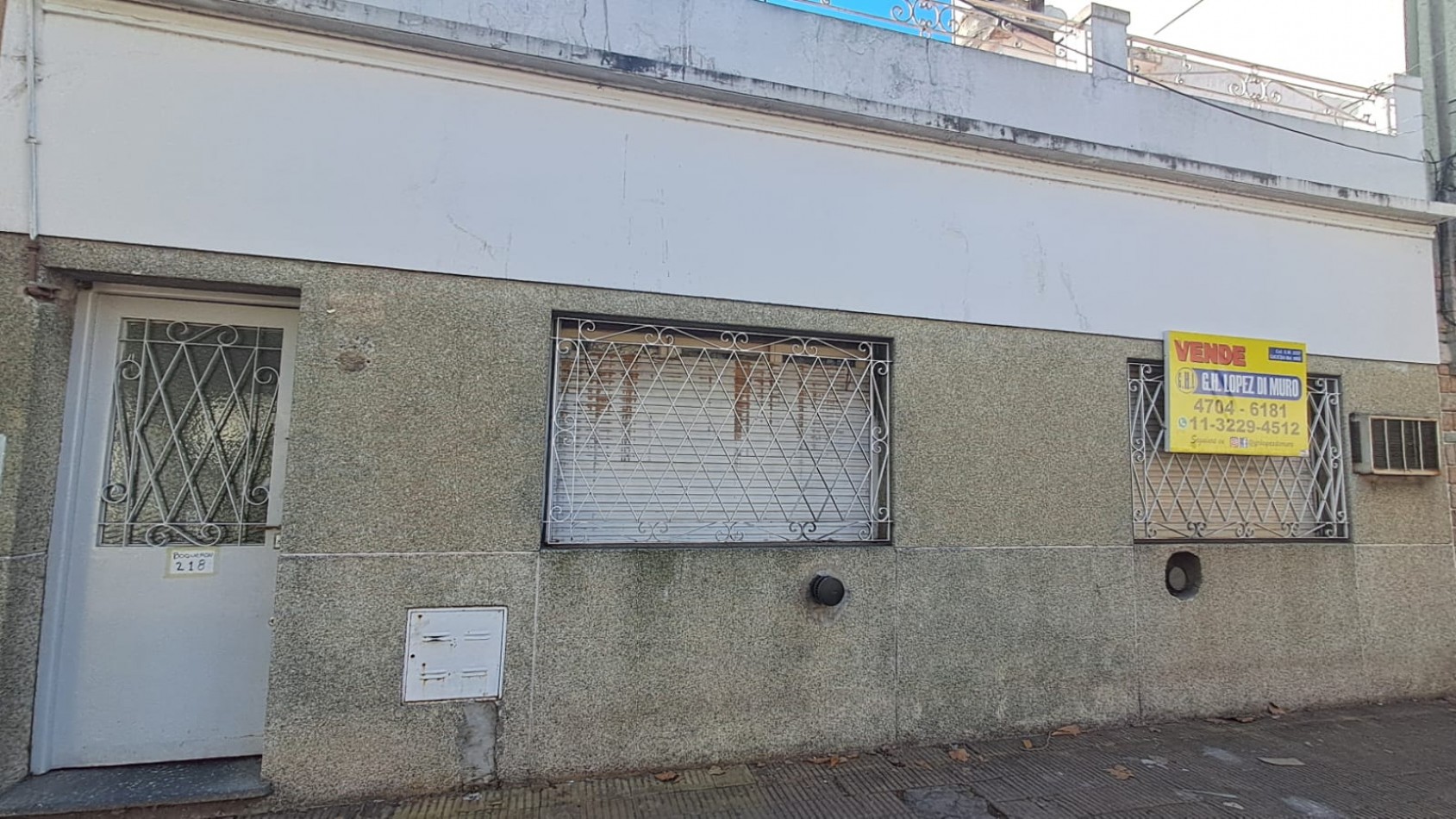 CASA 6 AMB CON PATIO, QUINCHO Y TERRAZA SOBRE LOTE 8.66X21.63