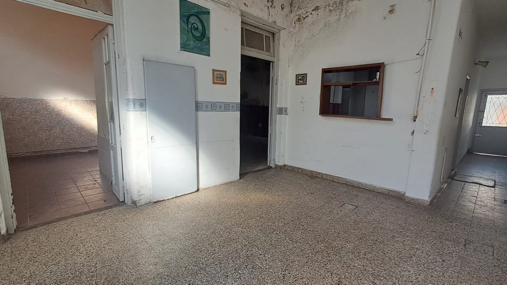 CASA 6 AMB CON PATIO, QUINCHO Y TERRAZA SOBRE LOTE 8.66X21.63