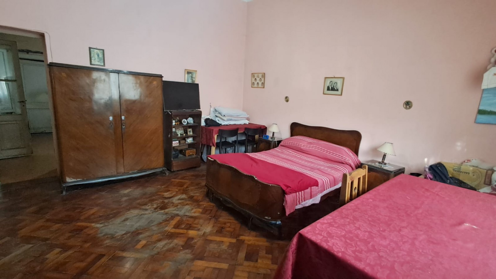 CASA 4 AMB CON PATIO, TERRAZA Y GALPON - REF. 853
