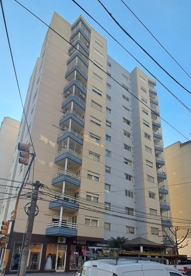 DEPARTAMETO 2 AMB AL CONTRAFRENTE CON BALCON CENTRICO
