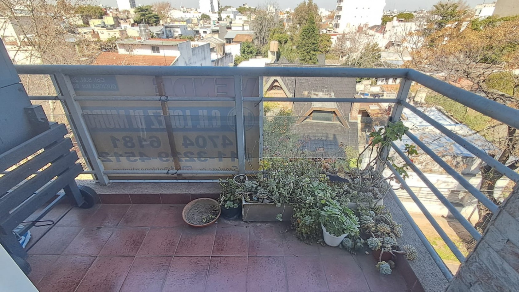DEPARTAMENTO 3 AMB AL FRENTE CON BALCON CENTRICO. REF.858
