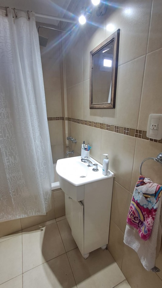 DEPARTAMENTO 3 AMB AL FRENTE CON BALCON CENTRICO. REF.858