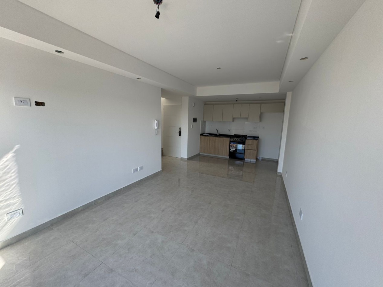 DEPARTAMENTOS A ESTRENAR 3amb AL FRENTE CON TERRAZA, BALCON Y COCHERA, MODELO 4.REF.863/4
