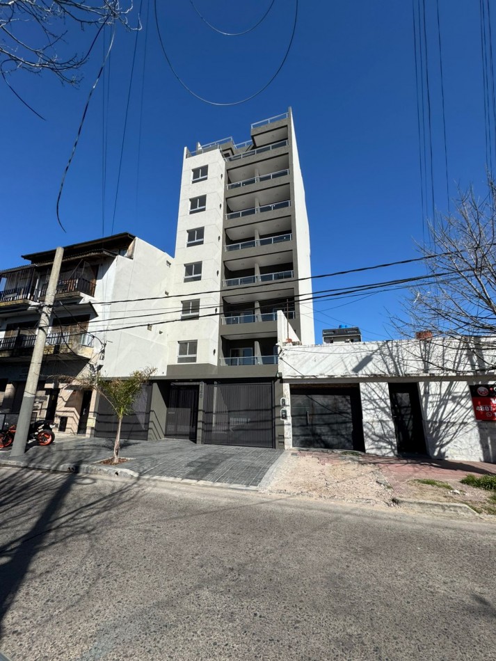 DEPARTAMENTOS A ESTRENAR 3amb AL FRENTE CON TERRAZA, BALCON Y COCHERA, MODELO 4.REF.863/4