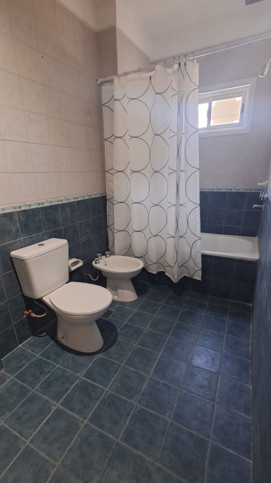 DEPARTAMENTO 3 AMB CONTRAFRENTE CON BALCON (APTO PROFESIONAL).REF.865 