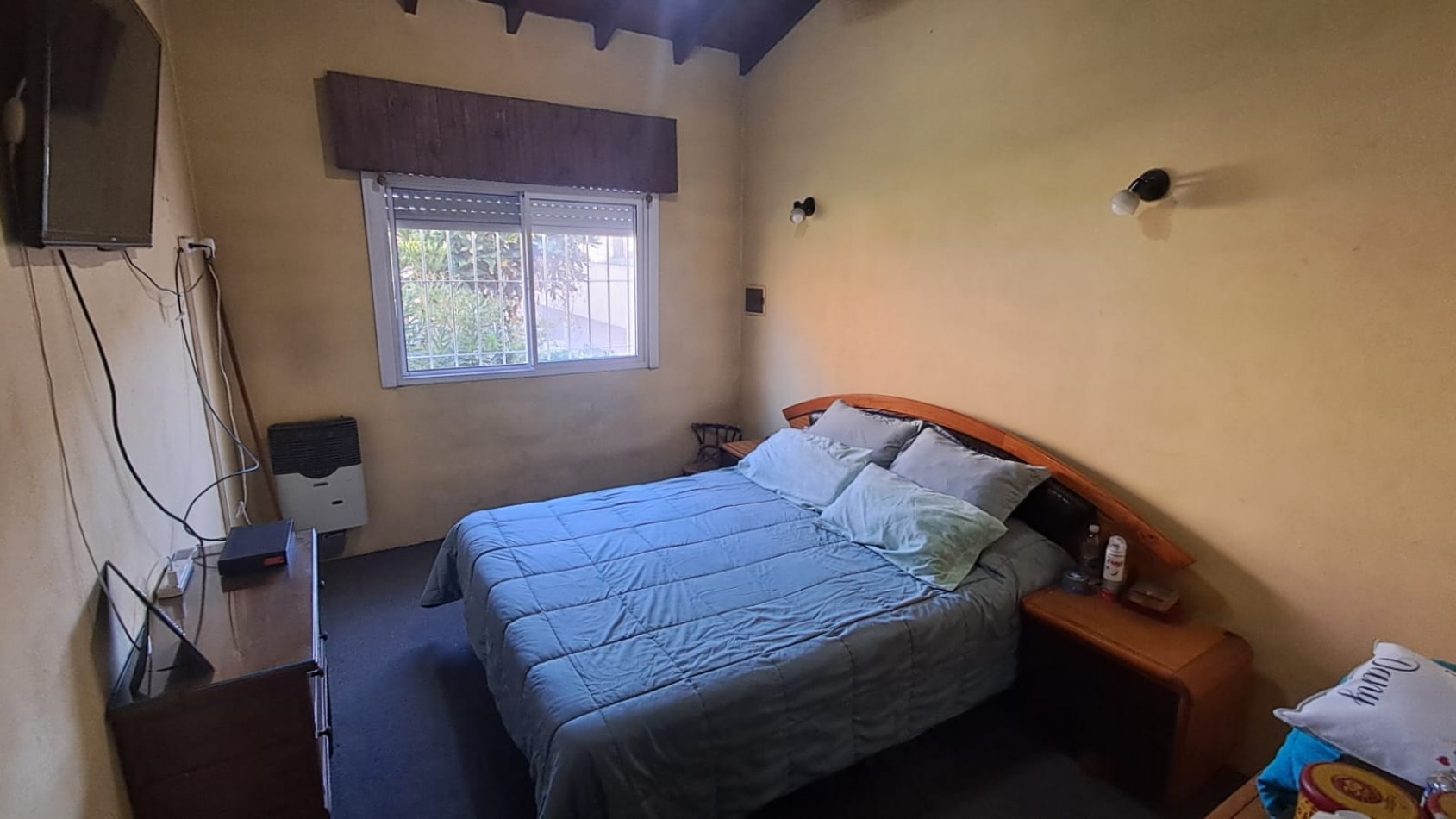 CASA IDEAL PARA 2 FAMILIAS (AL FRENTE 2 AMB CON COCHERA PARQUE Y AL FONDO 5 AMB CON GALERIA) REF. 895