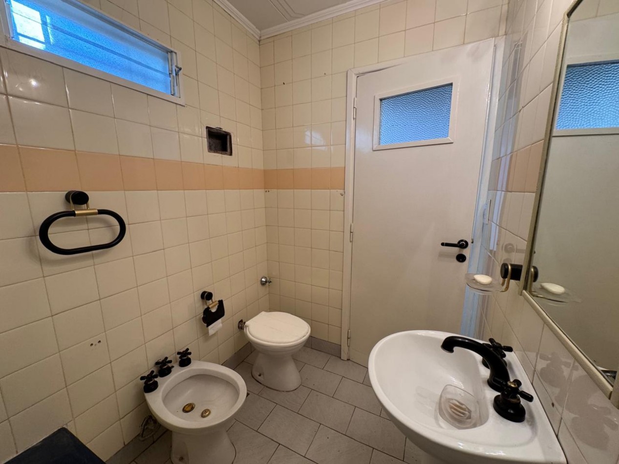 PH 2 AMB AL FONDO EN PLANTA ALTA CON TERRAZA SEMICUBIERTA.REF.907