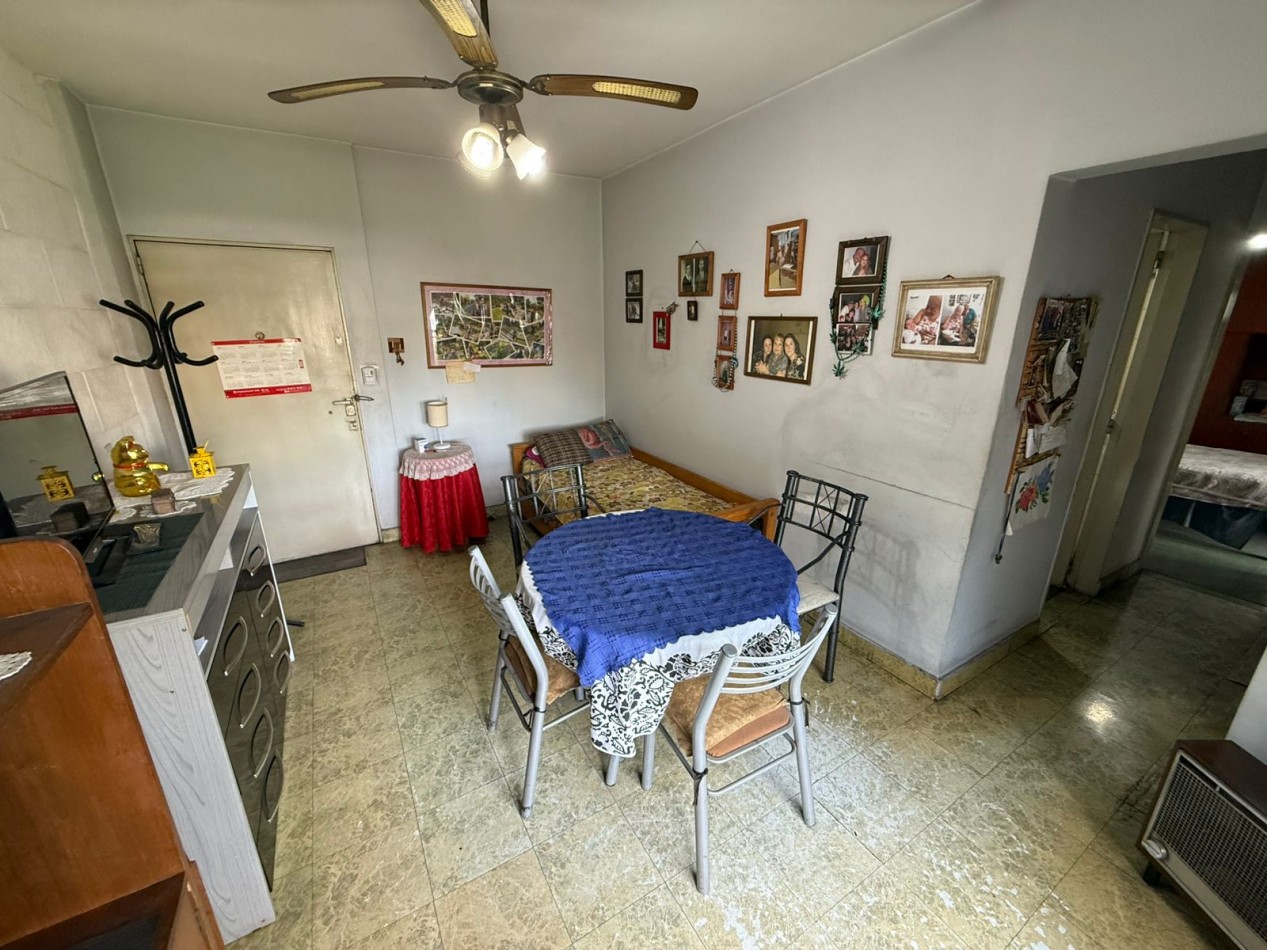 DEPARTAMENTO 2 AMB CON 2 BALCONES AL FRENTE REF. 902