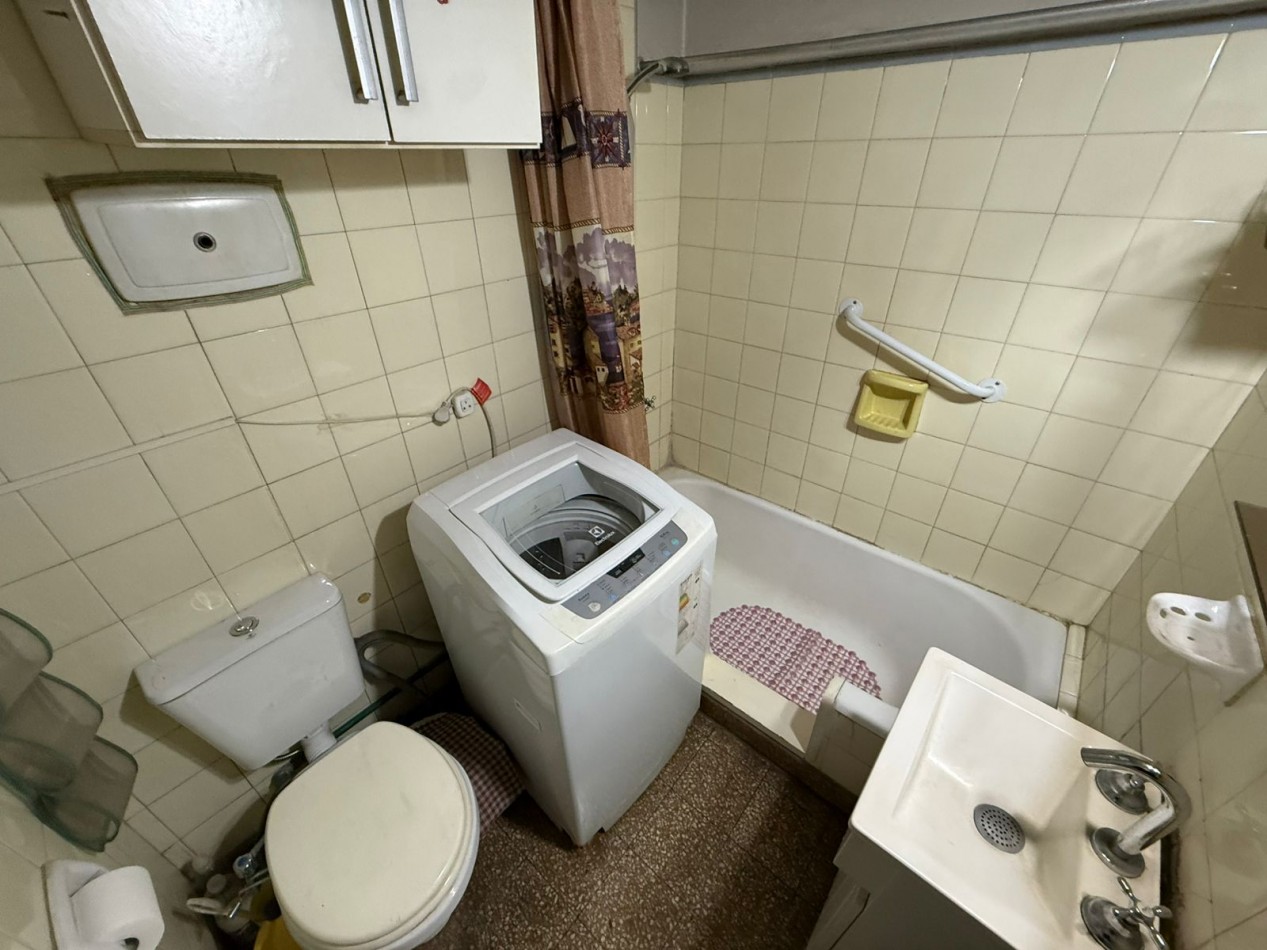 DEPARTAMENTO 2 AMB CON 2 BALCONES AL FRENTE REF. 902