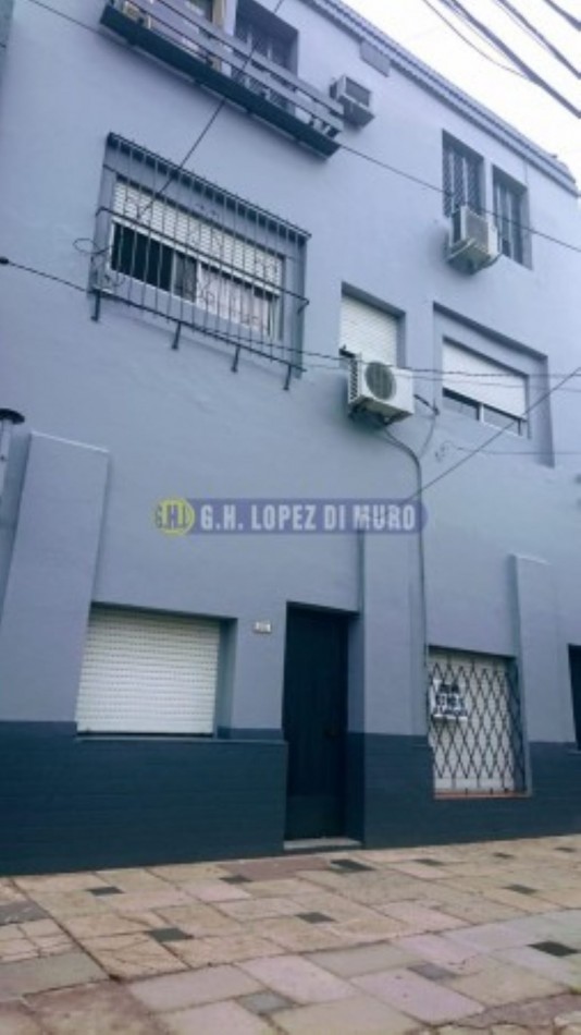 PH 2 AMB C/ ENTREPISO PB AL FRENTE C/ENTRADA INDEPENDIENTE ( SIN EXPENSAS ) REF: 614