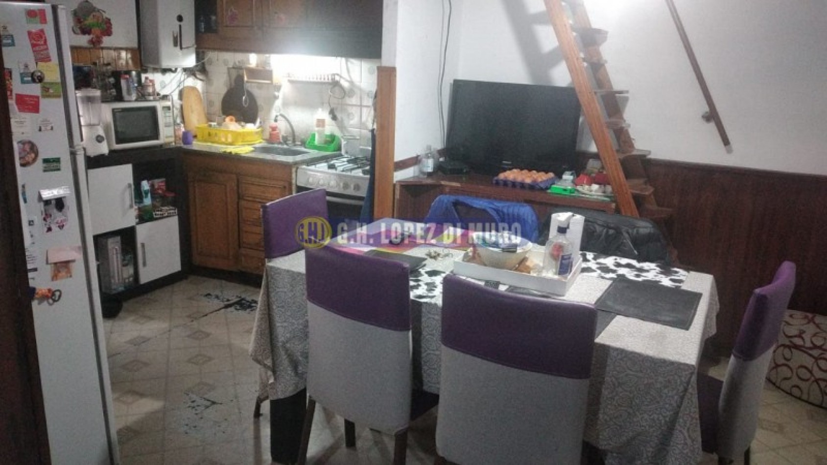 PH 2 AMB C/ ENTREPISO PB AL FRENTE C/ENTRADA INDEPENDIENTE ( SIN EXPENSAS ) REF: 614