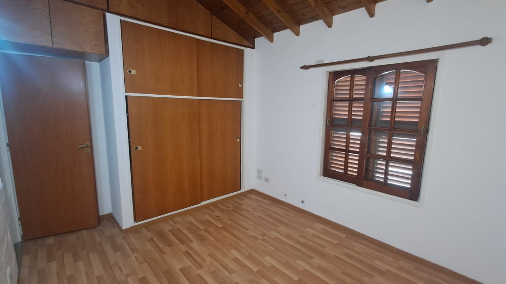 PH 3 AMB TIPO DUPLEX CON PATIO.REF.910