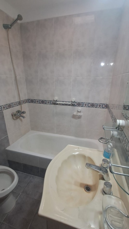 PH 3 AMB TIPO DUPLEX CON PATIO.REF.910