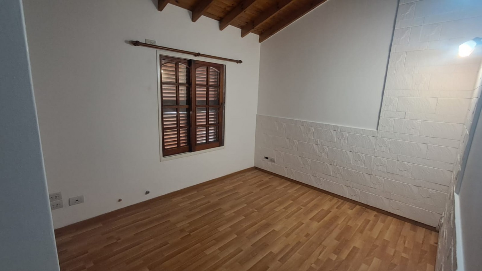 PH 3 AMB TIPO DUPLEX CON PATIO.REF.910