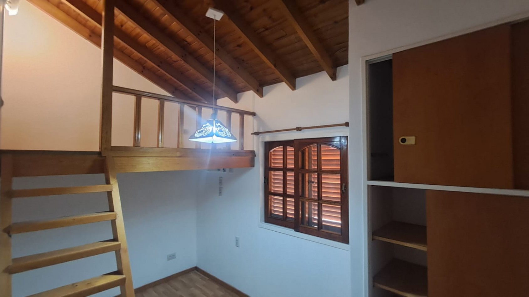 PH 3 AMB TIPO DUPLEX CON PATIO.REF.910