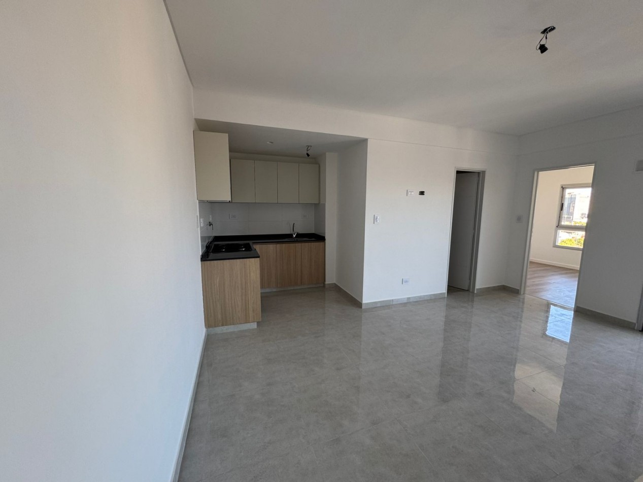 DEPARTAMENTO 2 AMB CON COCHERA INCLUIDA - A ESTRENAR - BALCON AL CONTRAFRENTE - MODELO 2. REF.863/2 