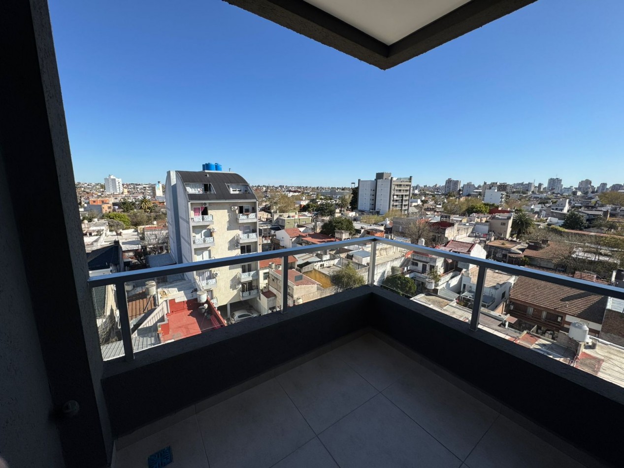 DEPARTAMENTO 2 AMB CON COCHERA INCLUIDA - A ESTRENAR - BALCON AL CONTRAFRENTE - MODELO 2. REF.863/2 