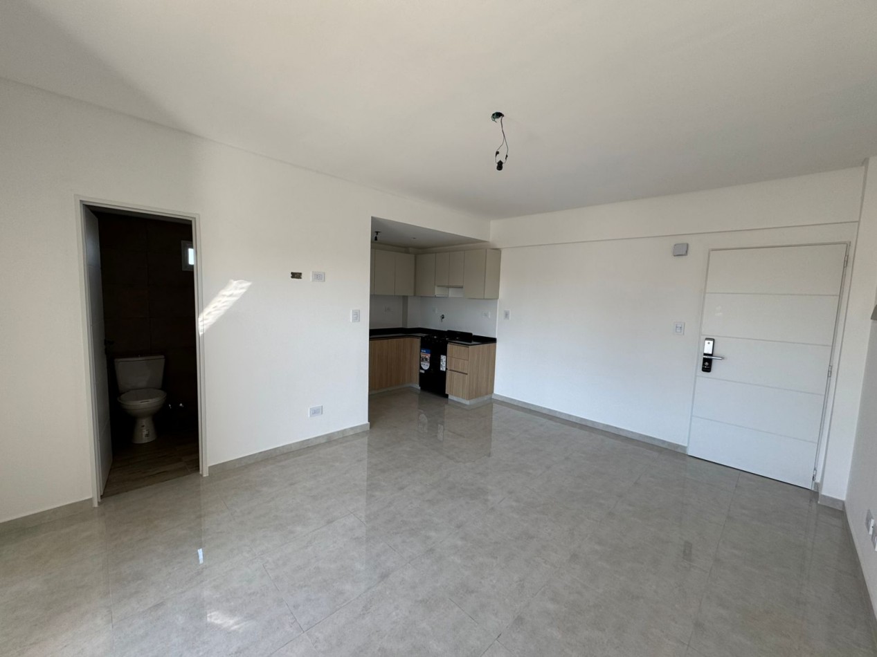 DEPARTAMENTO 2 AMB CON COCHERA INCLUIDA - A ESTRENAR - BALCON AL FRENTE - MODELO 1. REF.863/1