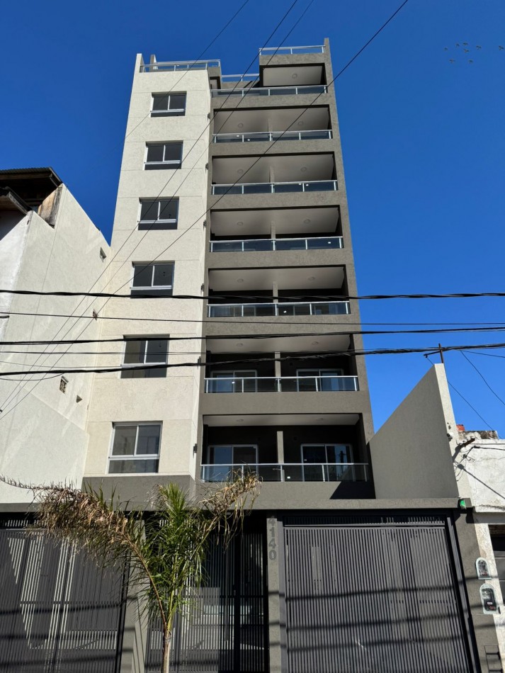 DEPARTAMENTO 2 AMB CON COCHERA INCLUIDA - A ESTRENAR - BALCON AL FRENTE - MODELO 1. REF.863/1