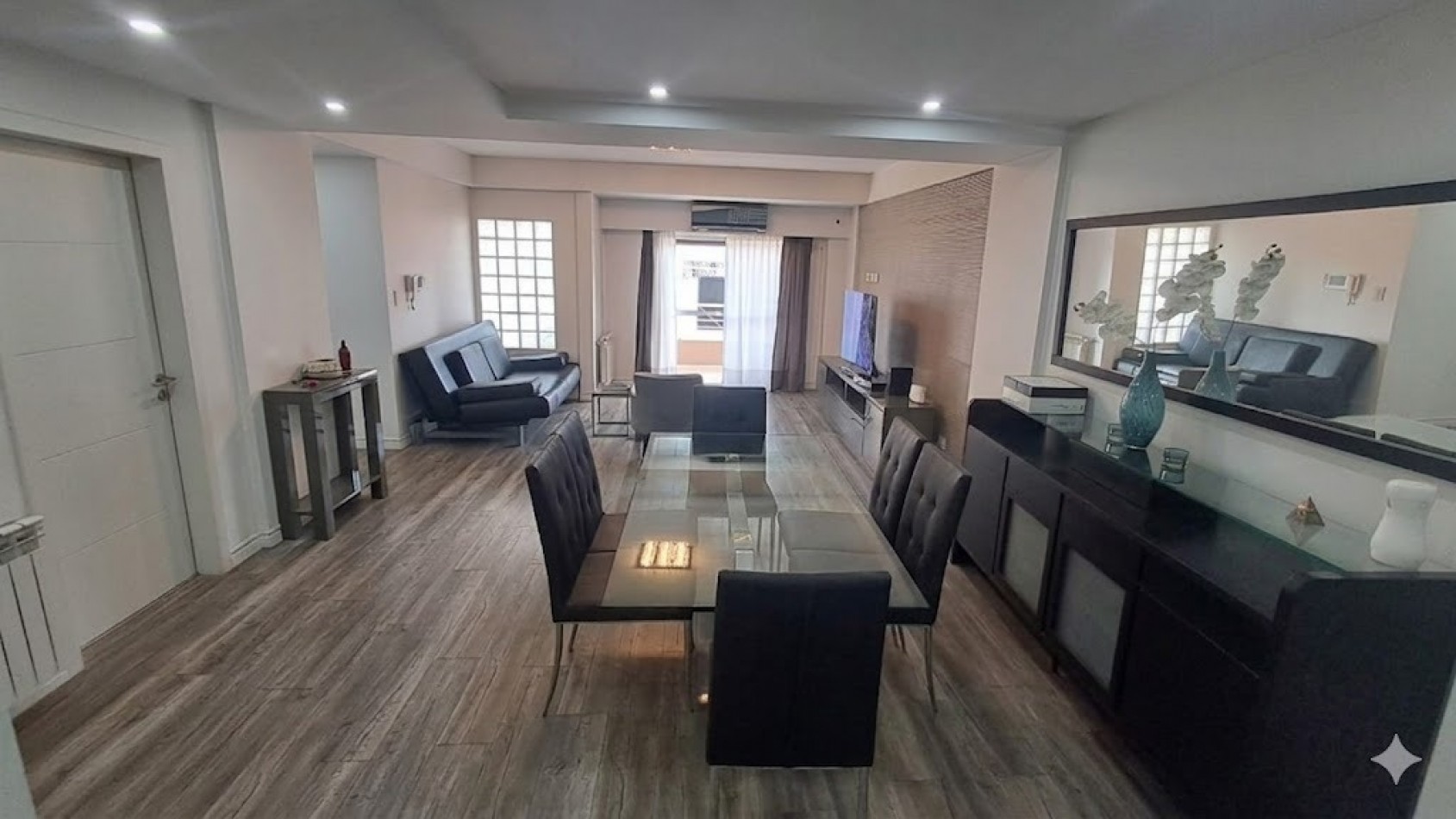 PISO DE 3 AMBIENTES CON DOBLE SUITE, 2 COCHERAS Y VISTA AL FRENTE.REF.914