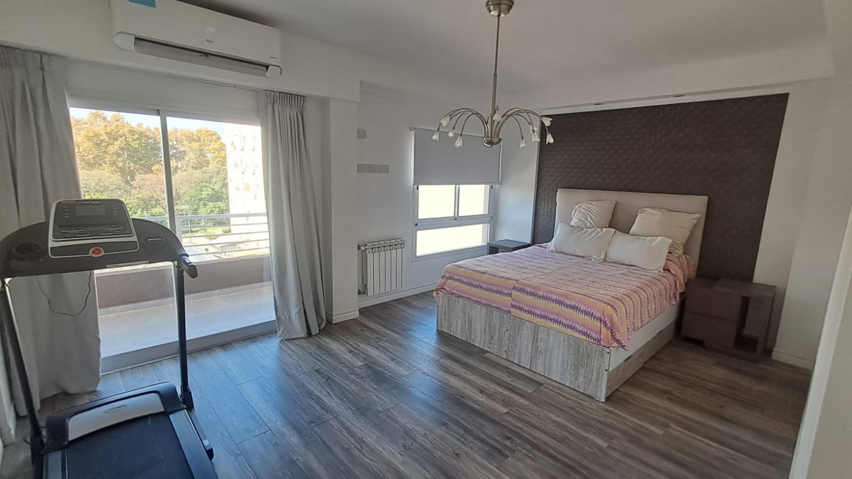 PISO DE 3 AMBIENTES CON DOBLE SUITE, 2 COCHERAS Y VISTA AL FRENTE.REF.914