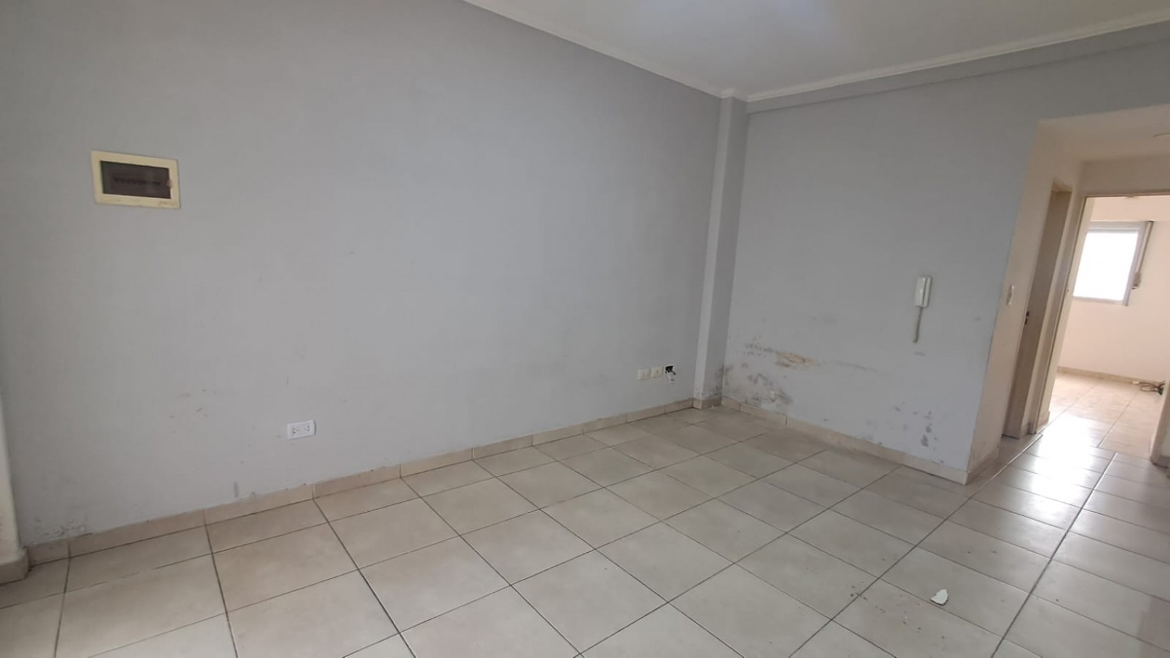 DEPARTAMENTO 2 AMBIENTRE CON BALCON FRANCES (CENTRICO)