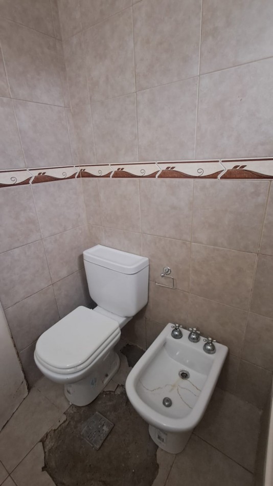 DEPARTAMENTO 2 AMBIENTRE CON BALCON FRANCES (CENTRICO)