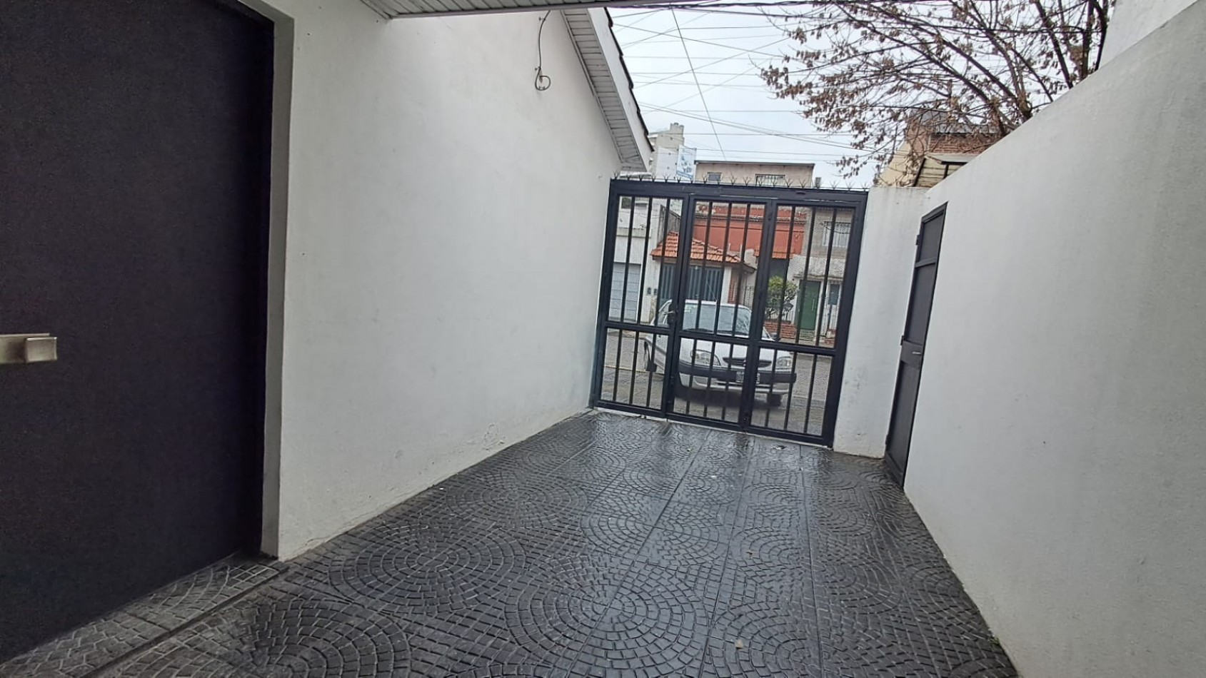 PH 4 AMB PB AL FRENTE CON ENTRADA INDEPENDIENTE CON COCHERA, 2 PATIOS Y TERRAZA SIN EXPENSAS ref: 930