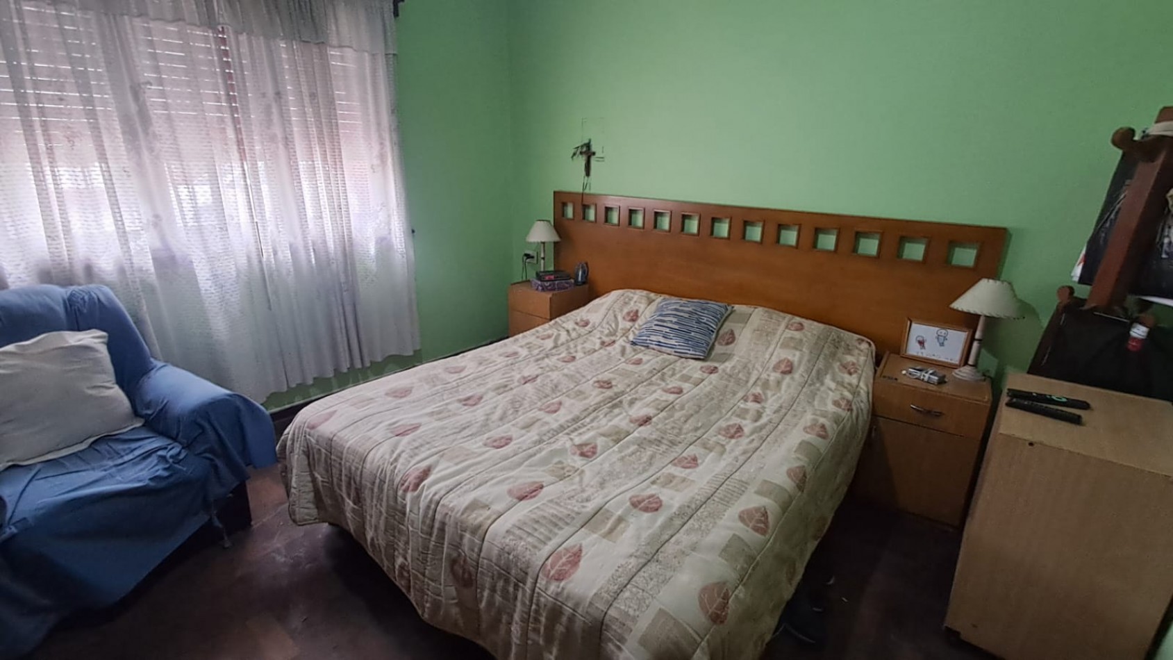CASA 3 AMB CON PATIO CON PARRILLA, LAVADERO CUBIERTO Y TERRAZA.REF.932