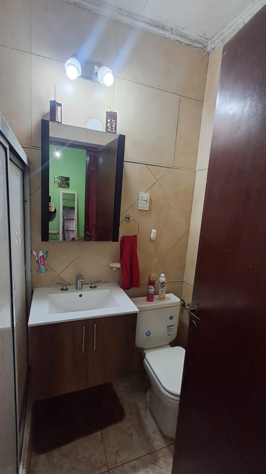 CASA 3 AMB CON PATIO CON PARRILLA, LAVADERO CUBIERTO Y TERRAZA.REF.932
