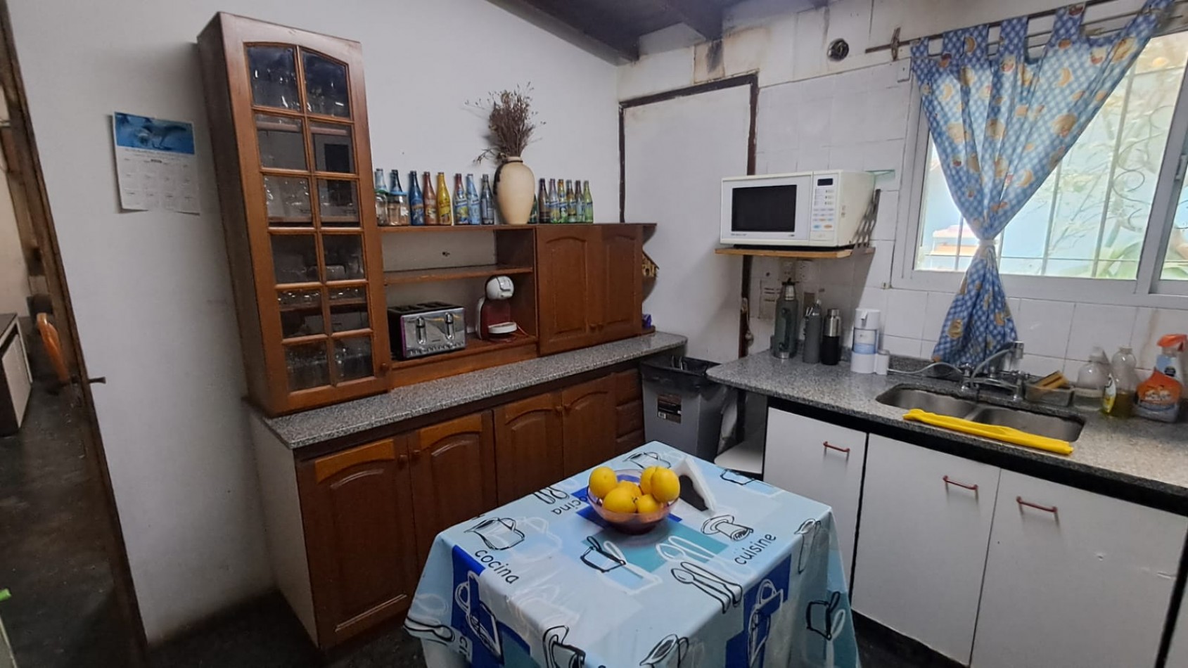 CASA 3 AMB CON PATIO CON PARRILLA, LAVADERO CUBIERTO Y TERRAZA.REF.932