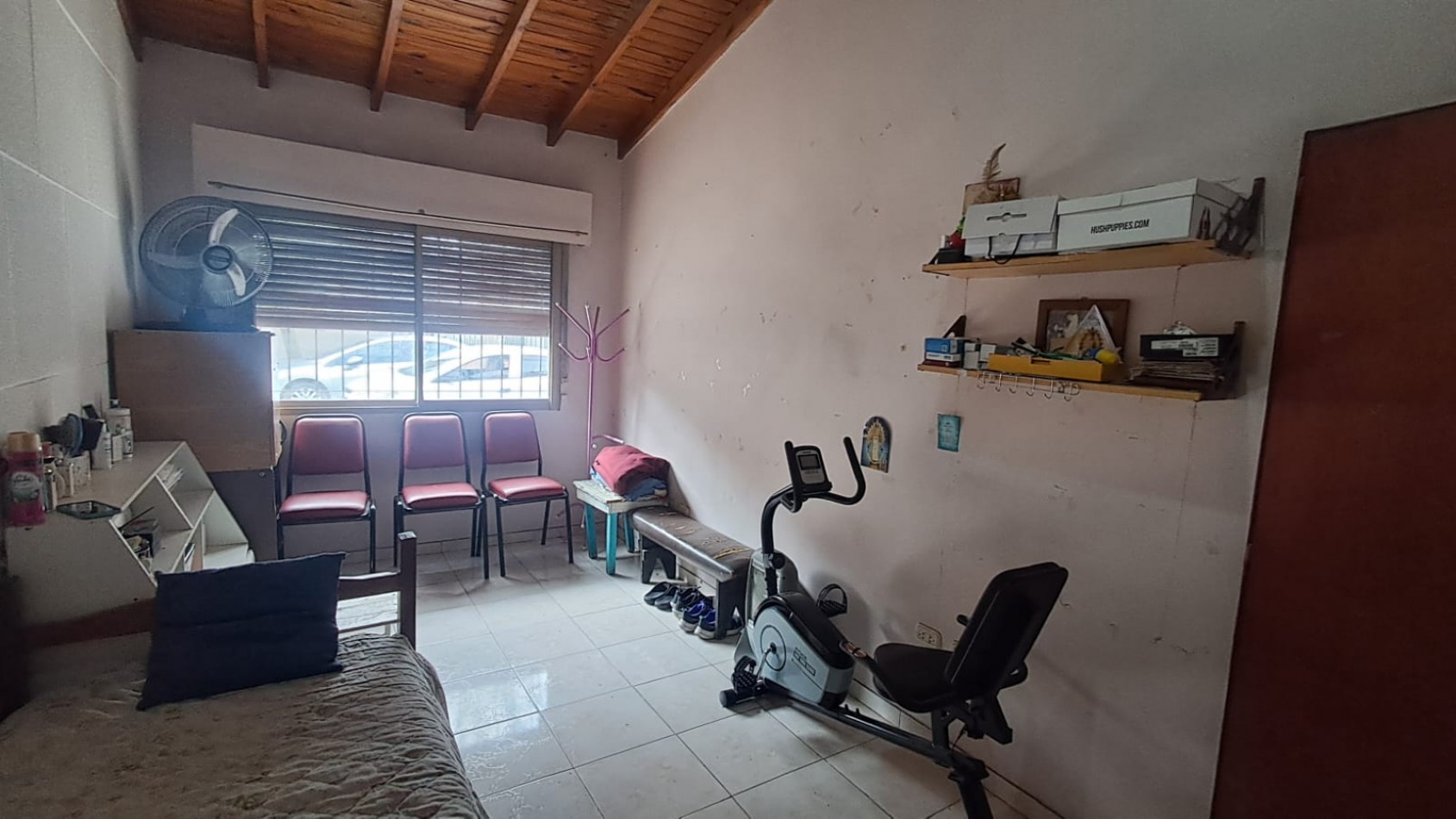 CASA 3 AMB CON PATIO CON PARRILLA, LAVADERO CUBIERTO Y TERRAZA.REF.932