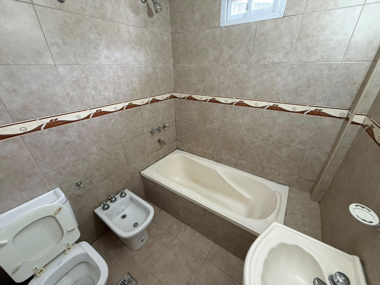 DEPARTAMENTO 2 AMBIENTRE CON BALCON FRANCES (CENTRICO).REF.926