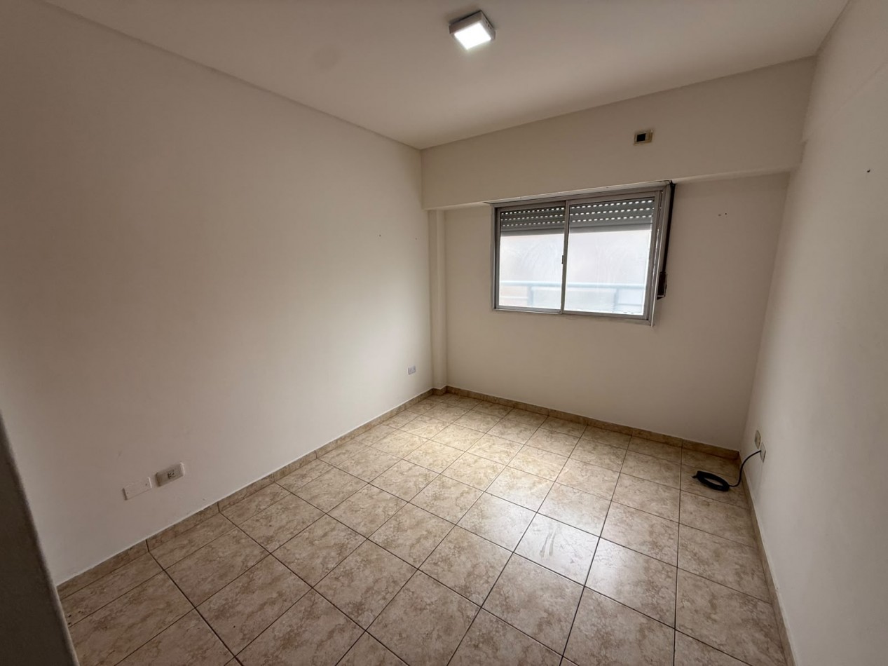 DEPARTAMENTO 2 AMBIENTRE CON BALCON FRANCES (CENTRICO).REF.926
