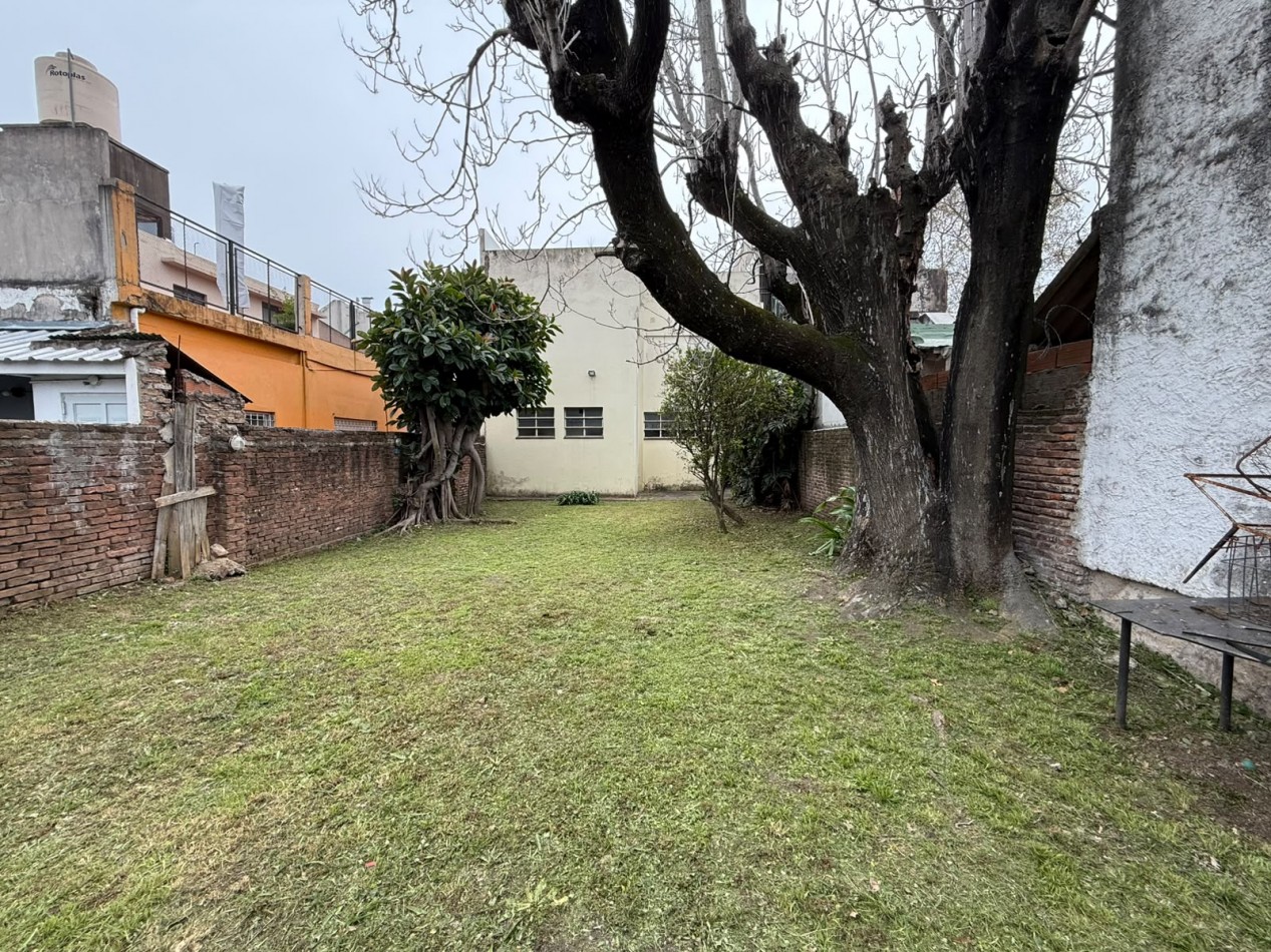 CASA 4 AMB CON SALON, GARAGE CUBIERTO, PATIO, LAVADERO CUBIERTO, TERRAZA Y FONDO LIBRE REF. 934
