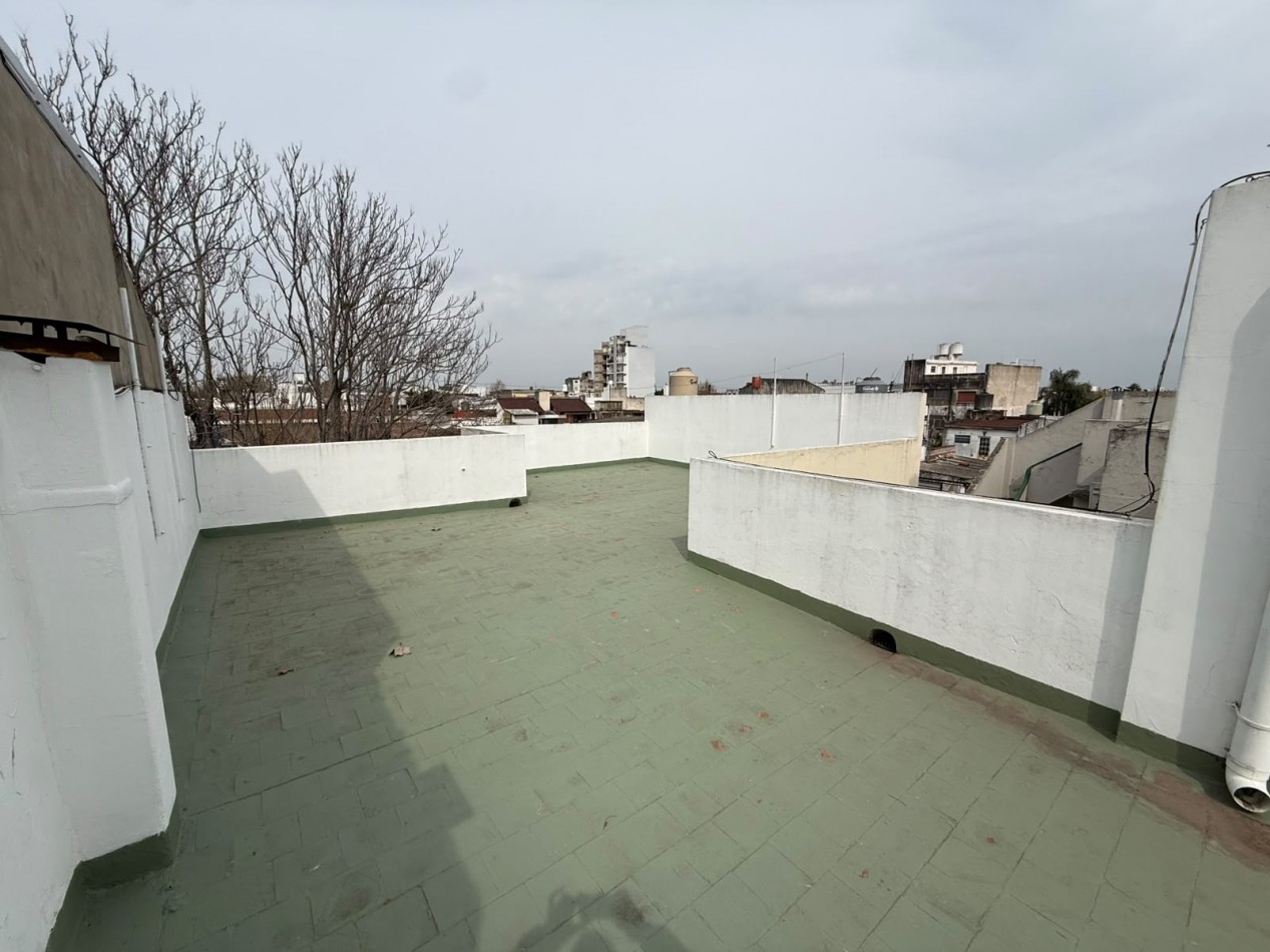 CASA 4 AMB CON SALON, GARAGE CUBIERTO, PATIO, LAVADERO CUBIERTO, TERRAZA Y FONDO LIBRE REF. 934