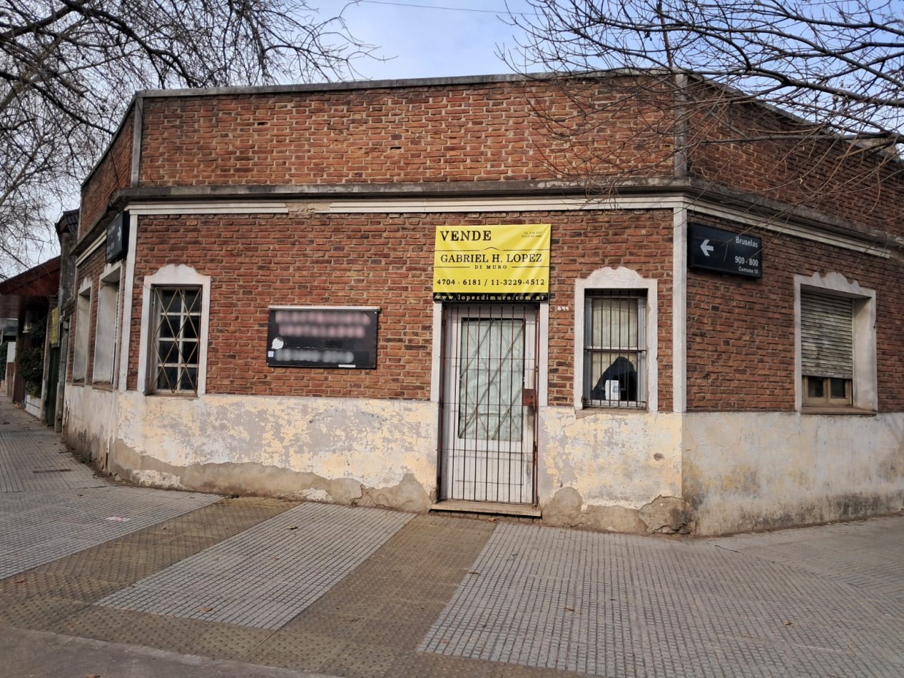 CASA 4 AMB CON GARAGE/PATIO Y TERRAZA X TODA LA SUPERFICIE. REF.805