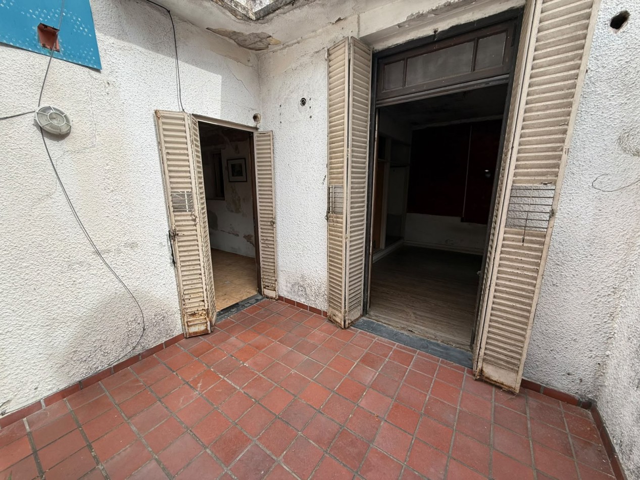 PH 3 AMB CON 2 PATIOS Y TERRAZA POR TODA LA SUPERFICIE (SIN EXPENSAS) REF. 935
