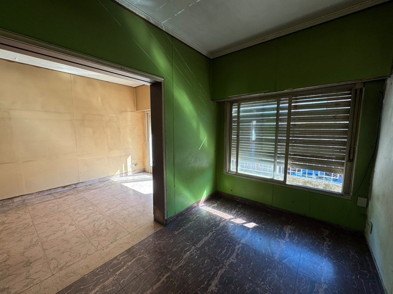 PH 3 AMB AL FRENTE CON BALCON, PATIO Y TERRAZA (SIN EXPENSAS) REF. 940 