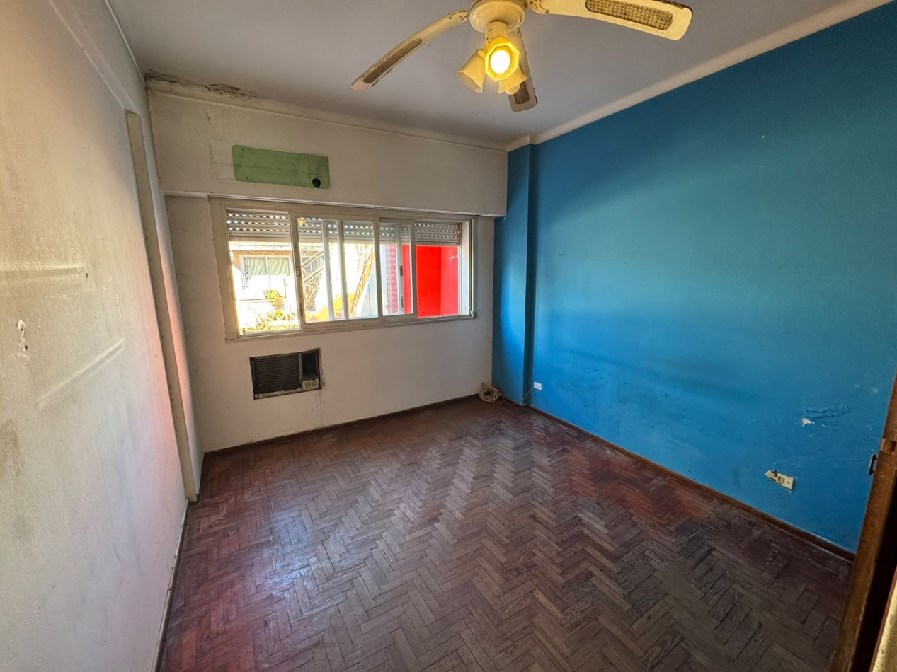 PH 3 AMB AL FRENTE CON BALCON, PATIO Y TERRAZA (SIN EXPENSAS) REF. 940 