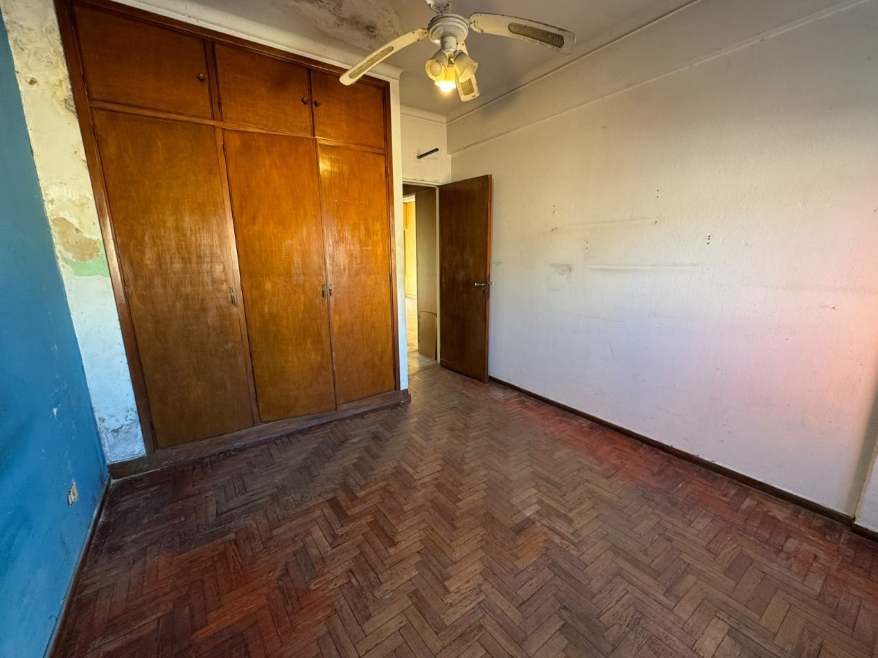 PH 3 AMB AL FRENTE CON BALCON, PATIO Y TERRAZA (SIN EXPENSAS) REF. 940 