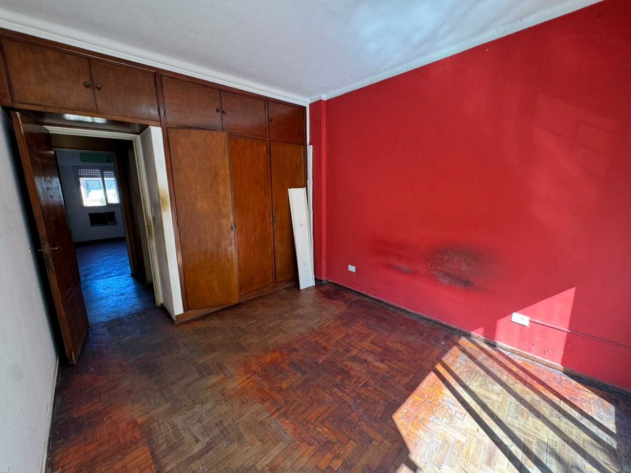 PH 3 AMB AL FRENTE CON BALCON, PATIO Y TERRAZA (SIN EXPENSAS) REF. 940 