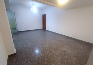 DEPARTAMENTO 3 AMBIENTES AL FRENTE CON PATIO Y BALCON