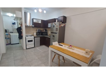DEPARTAMENTO MONOAMBIENTE C/BAÑO Y BALCON FRANCES.REF.859